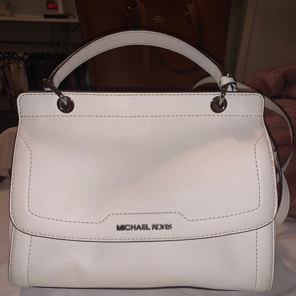 White Michael Kors crossbody bag